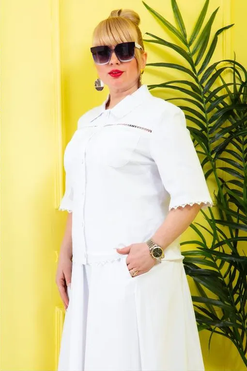 Костюм с юбкой белый летний